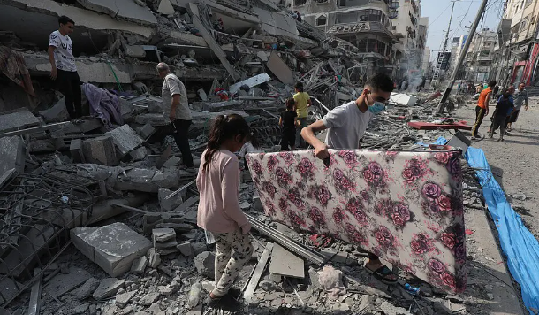 Gaza Izrayli Senik Dheir, Hawai Hamlo Me 18 Ki Dard-Nak Mout hui